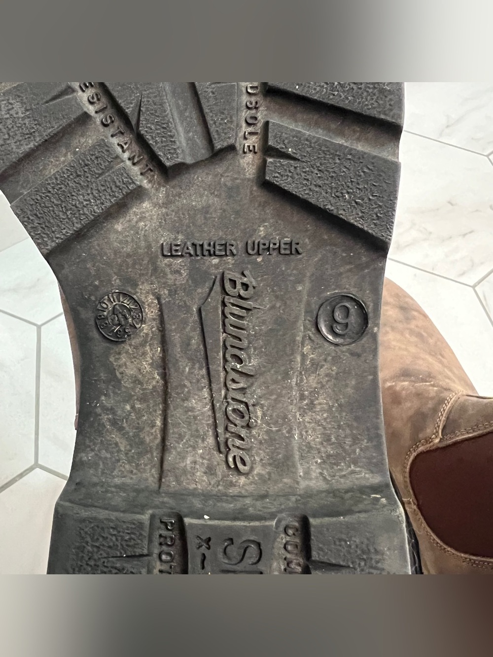 Blundstone 585 Rustic Brown Premium Leather Chelsea Boots Size 10 Mens - Picture 10 of 11